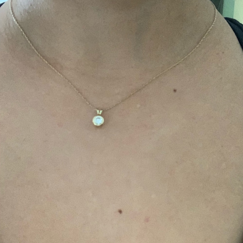 14k Gold/Bezel Set CZ Pendant Necklace-1.0g